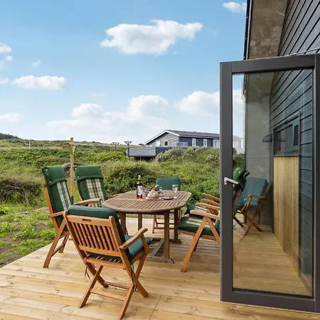 Stunning Home In Hjorring With House Sea View Hébergement de vacances Hjørring